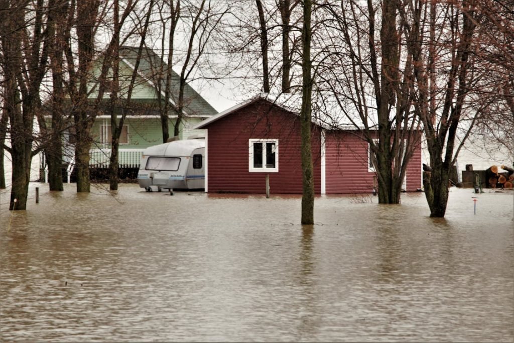 Heavy rains flood Argentina