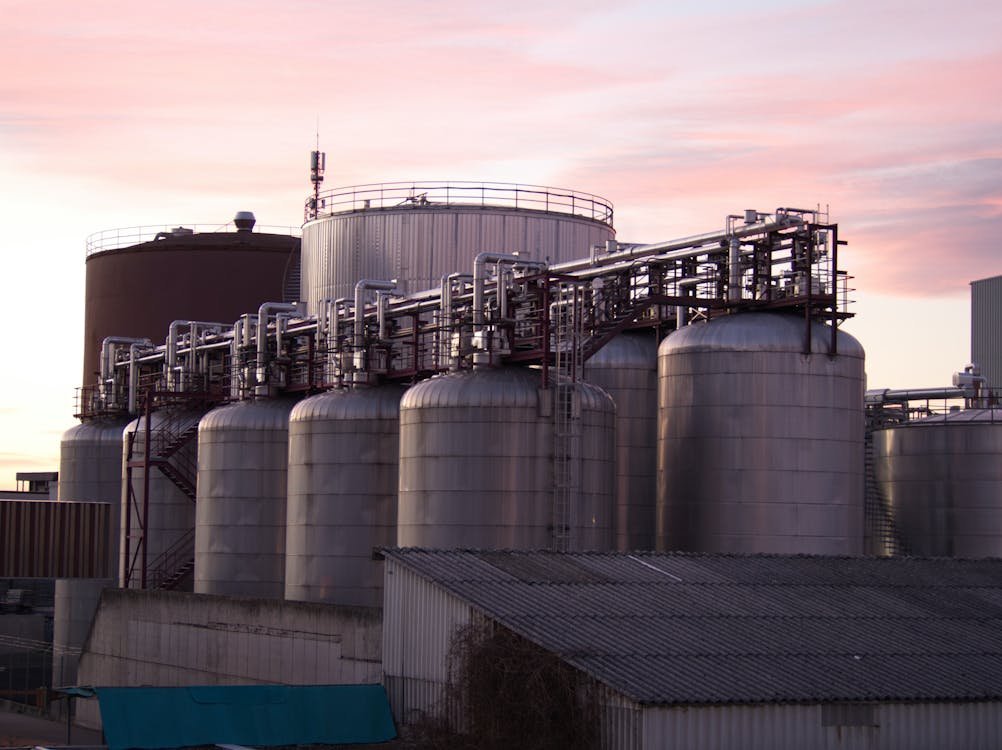 USA tops global oil production