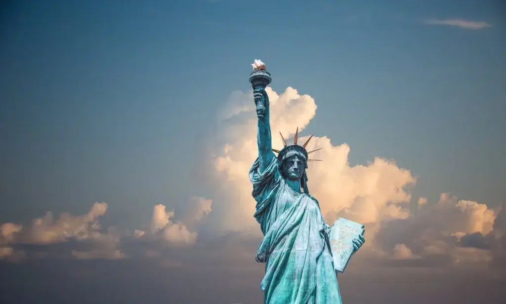 earthquake hits New York