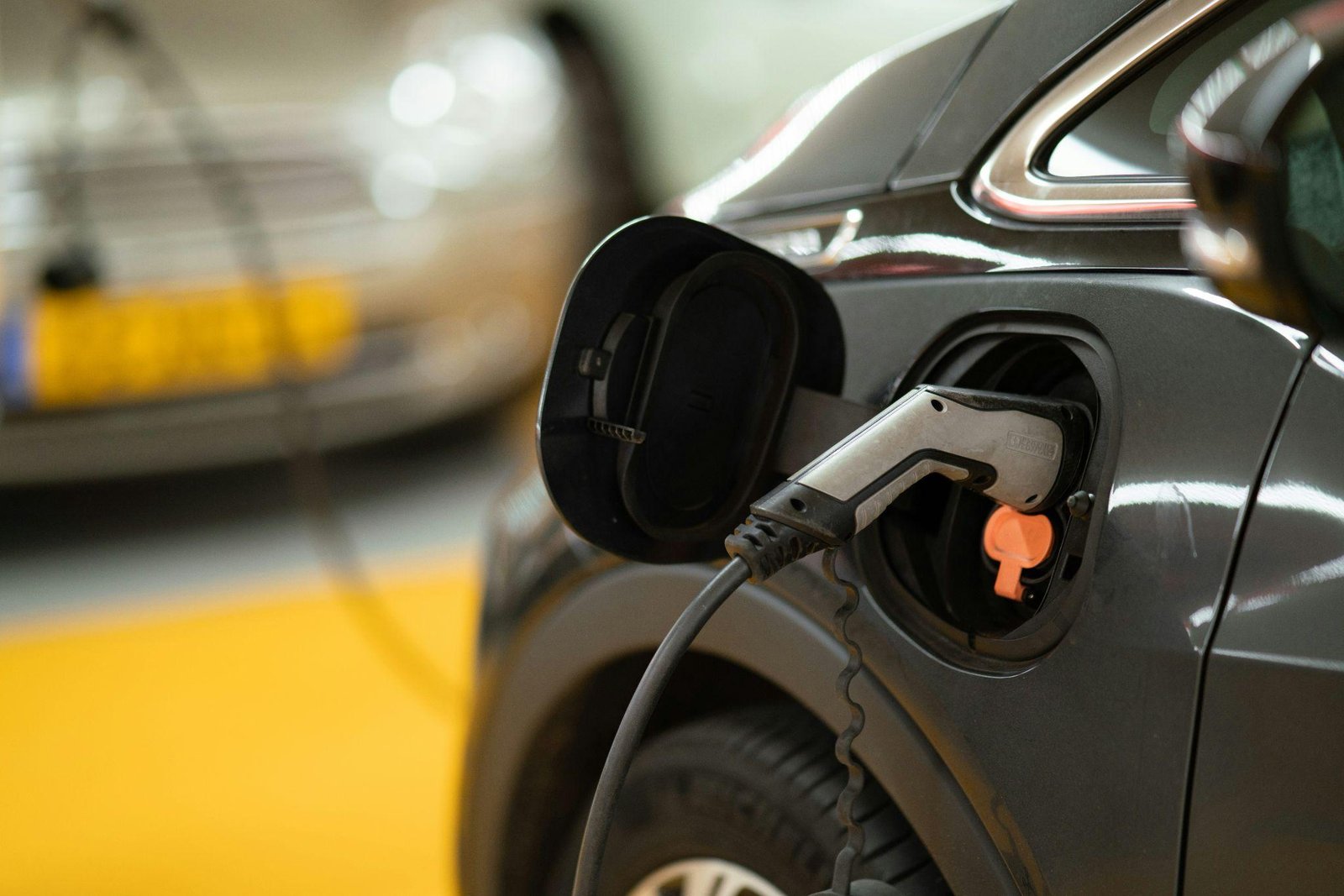 Trump Plans to Roll Back Biden's EV and Emissions Policies