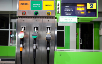 Trump Plans Deep Cuts To Fuel Economy Rules, Shifting Support Toward Gas Vehicles