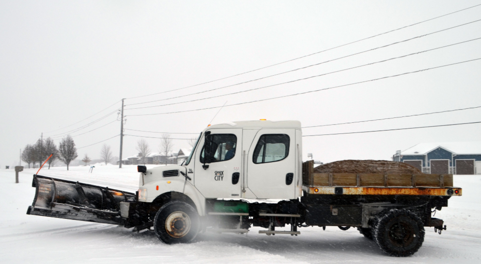 US Braces for Early Winter Storm