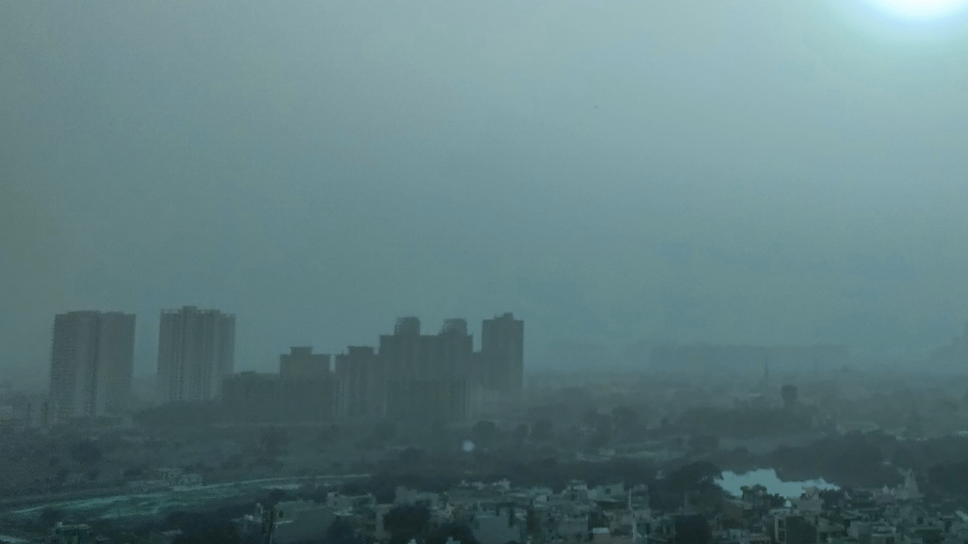 Delhi’s AQI Improves to ‘Poor’